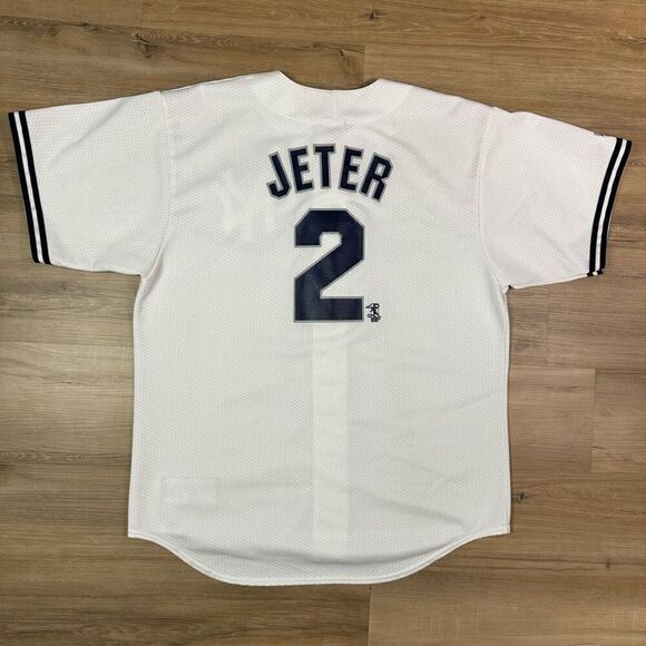 Vintage MLB Men's XL New York Yankees Derek Jeter #2 Jersey White Mesh Sporty - Picture 1 of 7